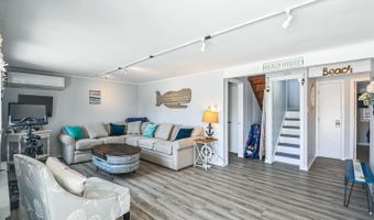 3 W 12 St, Barnegat Light, NJ 08006