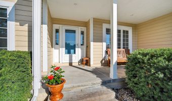 1235 Bentwood Ct, Altoona, IA 50009