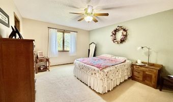 12959 Ironwood Dr, Aberdeen, SD 57401