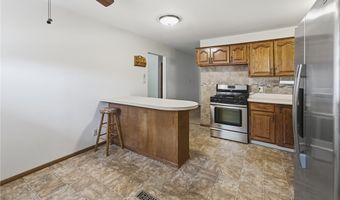 407 Dorwood Dr, Alliance, OH 44601
