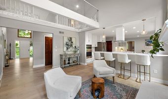 3427 E Dobson Pl, Ann Arbor, MI 48105