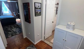 301 N BEAUREGARD St N 303, Alexandria, VA 22312