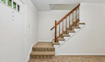 5032 KING DAVID Blvd, Annandale, VA 22003