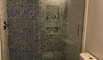 310 WEST Ave 2E, Beach Haven, NJ 08008