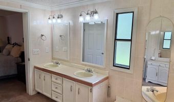 723 Pineville Rd, Atmore, AL 36502