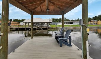 1610 Juno Trl, Astor, FL 32102