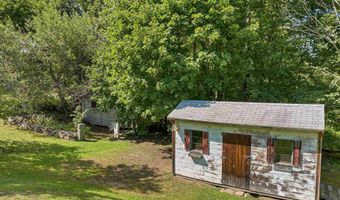 88 Harriman Hill Rd, Raymond, NH 03077