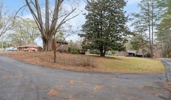 4120 S Lakeshore Dr, Acworth, GA 30101