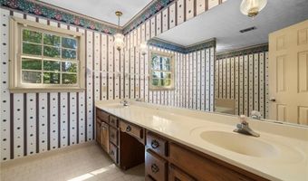 2501 Pine Cove Dr, Tucker, GA 30084