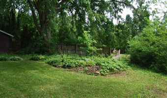 2422 E Hill Dr, Fitchburg, WI 53711