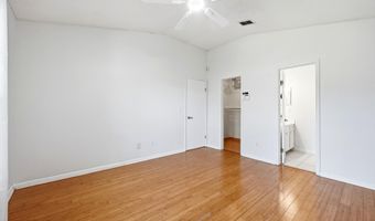 410 MAIN St, Atlantic Beach, FL 32233
