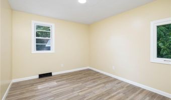 259 Buttonwoods Ave, Warwick, RI 02886