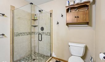 186 N 8th Ave, Beech Grove, IN 46107