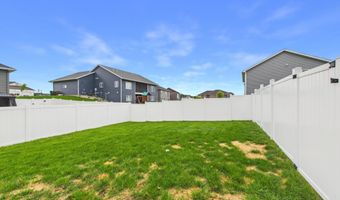 114 Collina Cir, Avon, MN 56310