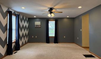 612 W Elm St, Allerton, IA 50008