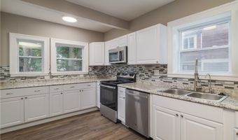 129 Corson Ave, Akron, OH 44302