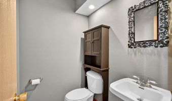 354 NW Georgetown Blvd, Ankeny, IA 50023