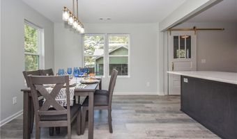 1706 SIMPSON St, Alexander City, AL 35010