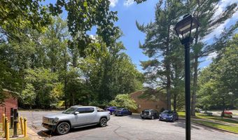 10619 KENILWORTH Ave 202, Bethesda, MD 20814