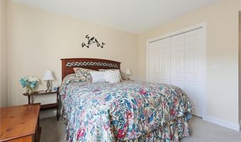 77 Windward Ln, Bristol, RI 02809
