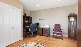 25 Narragansett St, North Kingstown, RI 02852