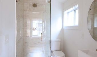 57 Callender Ave, Newport, RI 02840