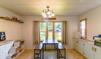 205 N C St, Albion, WA 99125