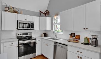 100 CAPE COD Cir, Alabaster, AL 35007