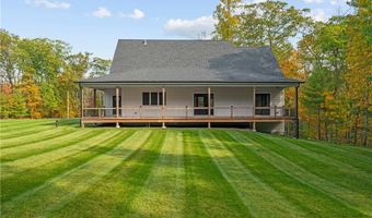 369 Huntinghouse Rd, Glocester, RI 02857