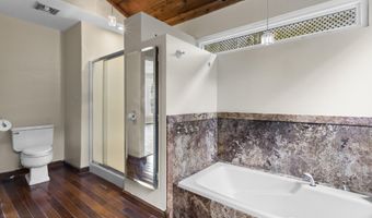 1090 Cherokee St, Biloxi, MS 39530