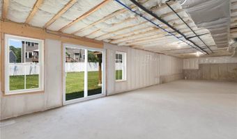 9 Scarlett Way, Cranston, RI 02921