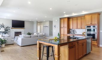 20 Pinnacle Ln, Bow, NH 03304