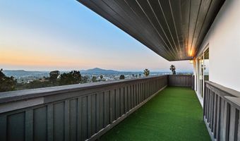 4367 Summit Dr, La Mesa, CA 91941