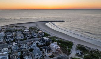93 E 11th St, Avalon, NJ 08202