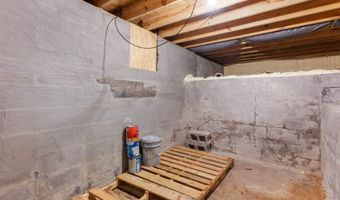 625 Pershing Dr, Anderson, IN 46011