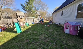 172 5th St, Bangor, ME 04401