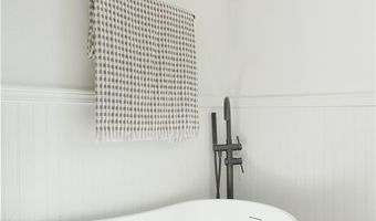 579 N Century, Anaheim, CA 92805