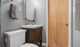 1061 Western Dr, Ann Arbor, MI 48103