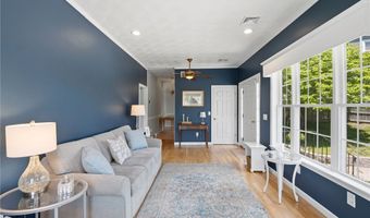 28 Fairview Ave, Cumberland, RI 02864