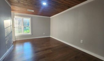 200 Cool Mist Ln, Batesville, AR 72501