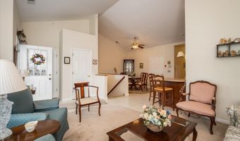 12 Sarah Ct, Amityville, NY 11701