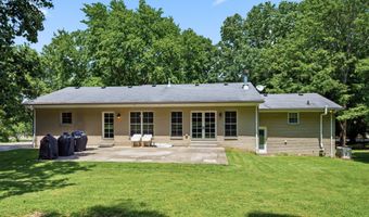 706 N Arbor Dr, Anchorage, KY 40223