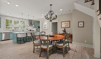 17 Hayek St, Beaufort, SC 29907