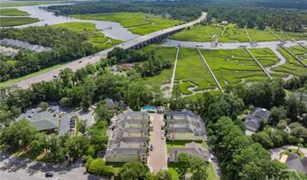 11 Turnbull Ln, Savannah, GA 31410