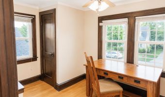 1210 W PACKARD St, Appleton, WI 54914