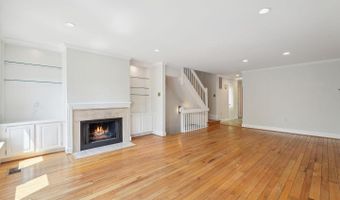4375 EMBASSY PARK Dr NW, Washington, DC 20016