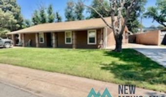1504 Bryan Cir, Carlsbad, NM 88220