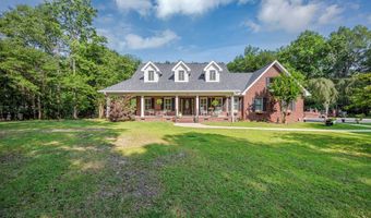 1368 Sunnyhill Dr, Camden, SC 29020