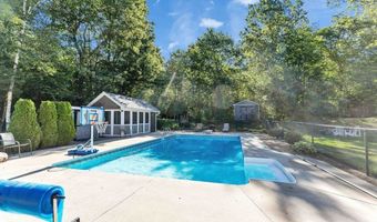 195 Steam Mill Rd, Auburn, NH 03032