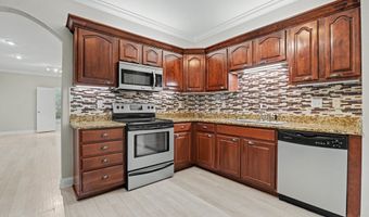 530 N 2nd St, Bay St. Louis, MS 39520